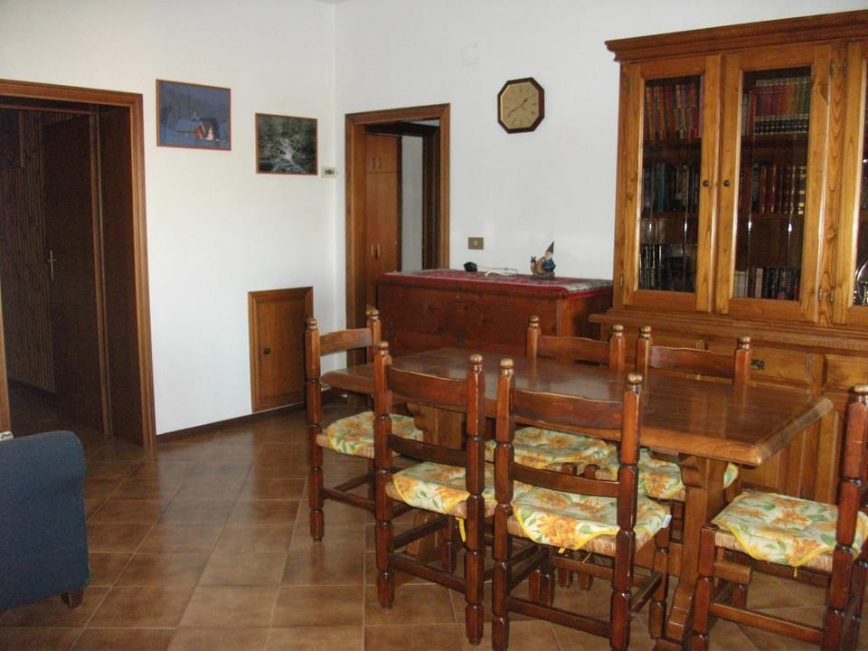 Lounge or bar
