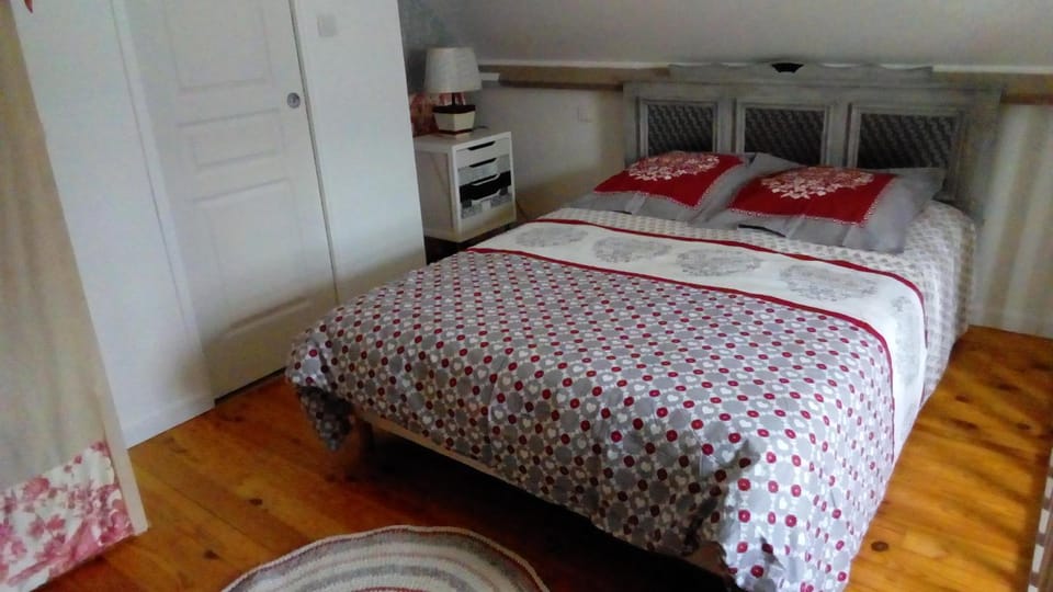 Le Petit Montceaux House in Normandy