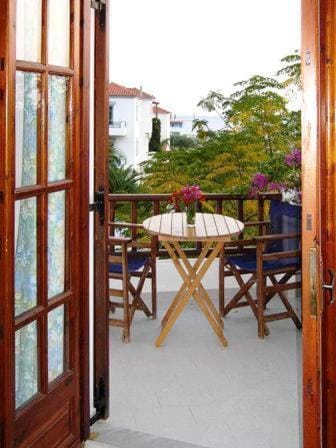 Korali Apartment in Samos, Greece