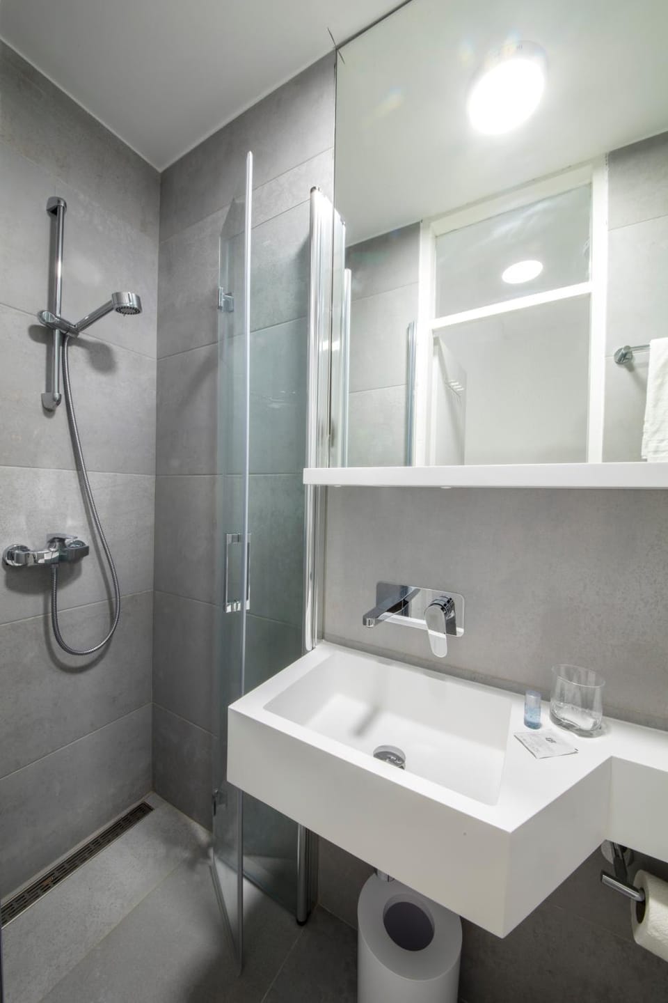 Shower, Bathroom