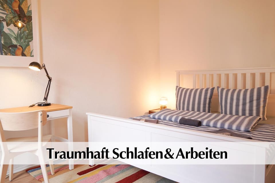 Bed, Living room, Photo of the whole room, Seating area, Bedroom, Text overlay