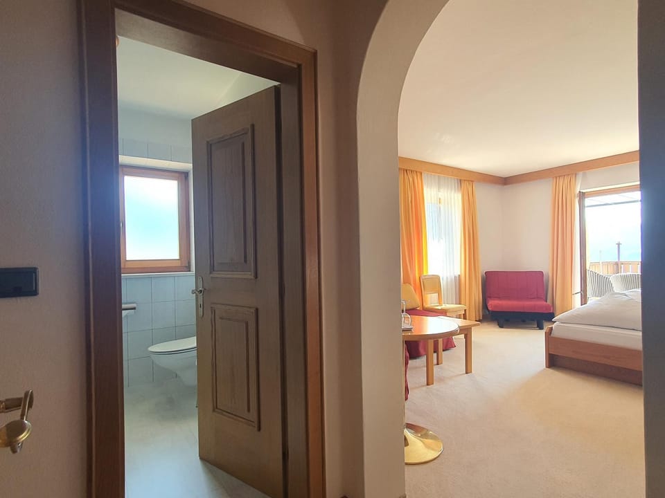 Bed, Bathroom, Bedroom