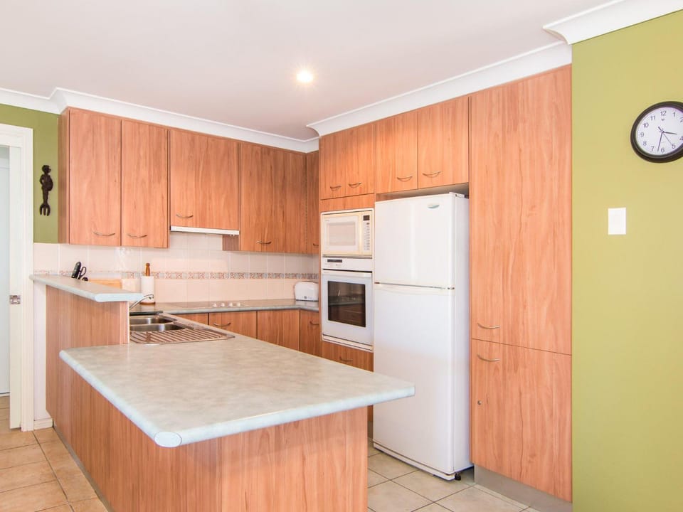 1 54 Parkes Street Apartment in Tuncurry