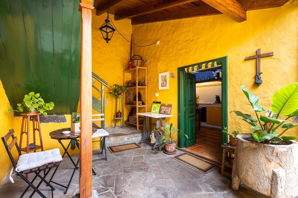 Patio, Patio, Inner courtyard view