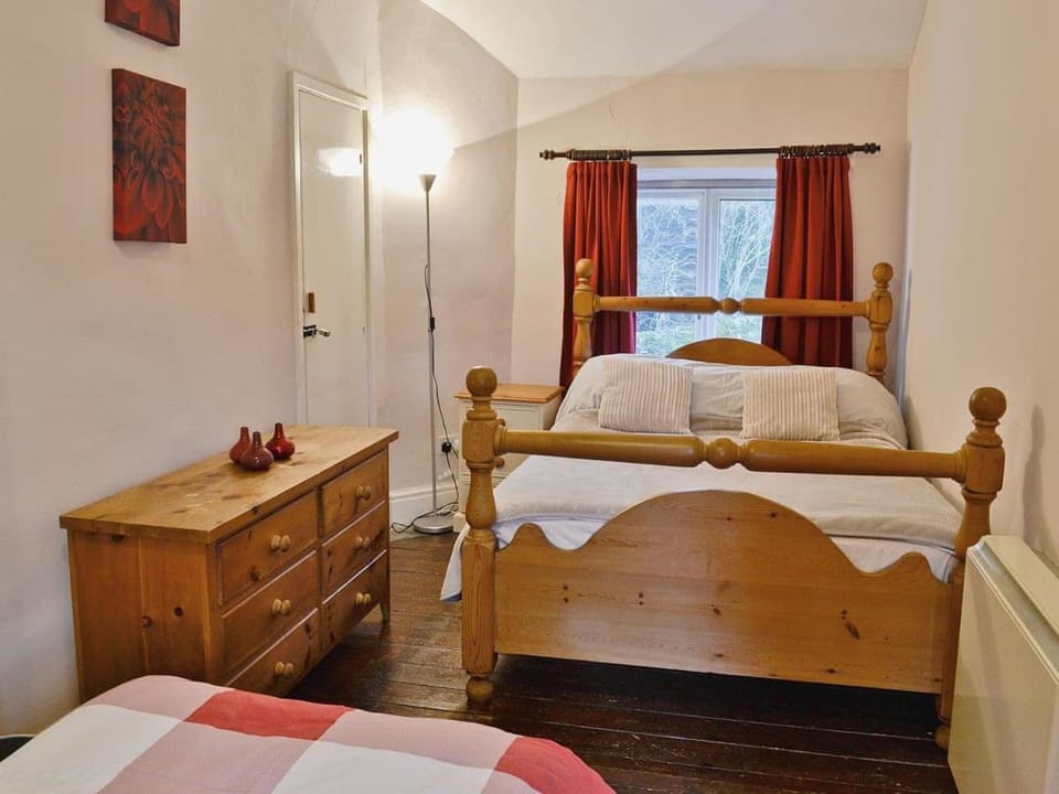 1 Tan-y-castell House in Wales