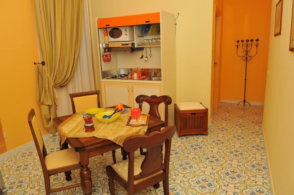 Albergo Roses Apartment hotel in Paola
