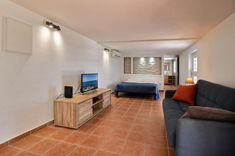 Appartement THOMANA , jacuzzi privé, plage à 200 m Apartment in Grande-Terre, Guadeloupe