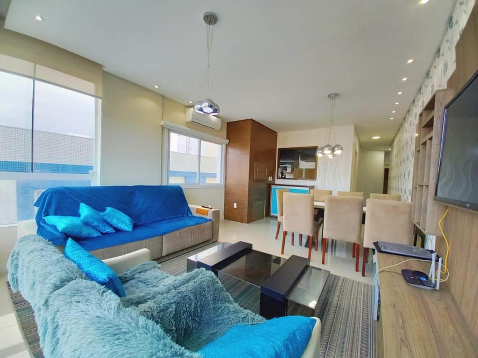 Ap 3 dormitórios, todos quartos e sala com split Apartment in State of Rio Grande do Sul