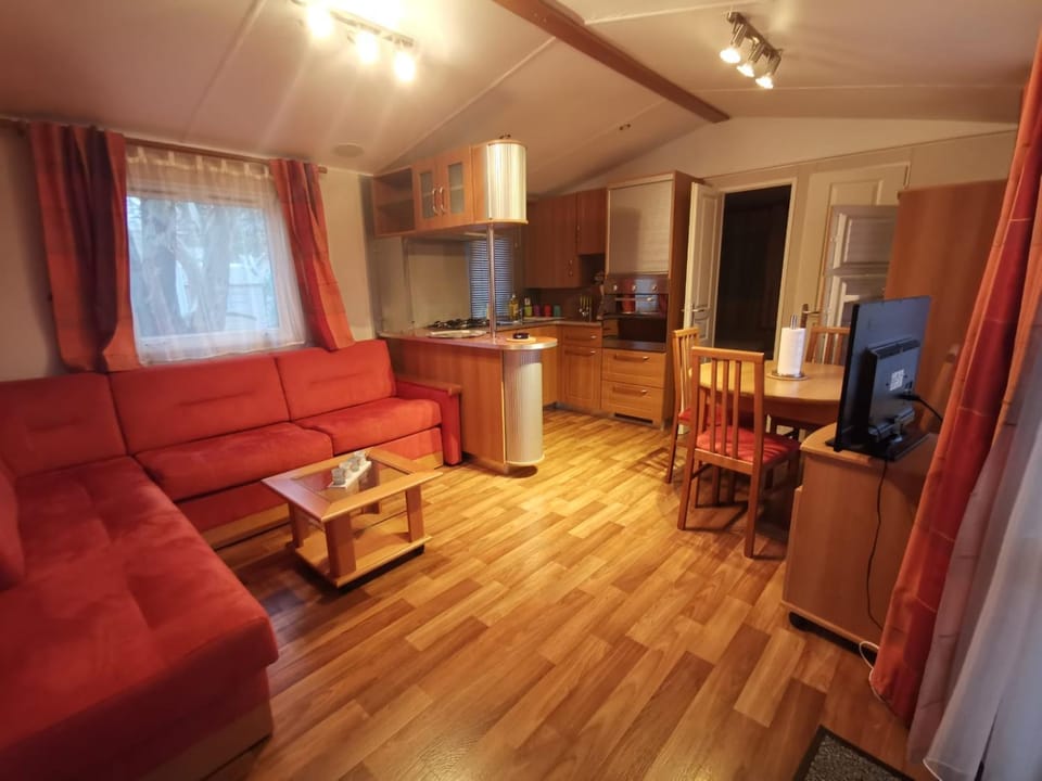 Pyla Chalet et mobilhom 6 personnes Magda Campground/ 
RV Resort in Gujan-Mestras