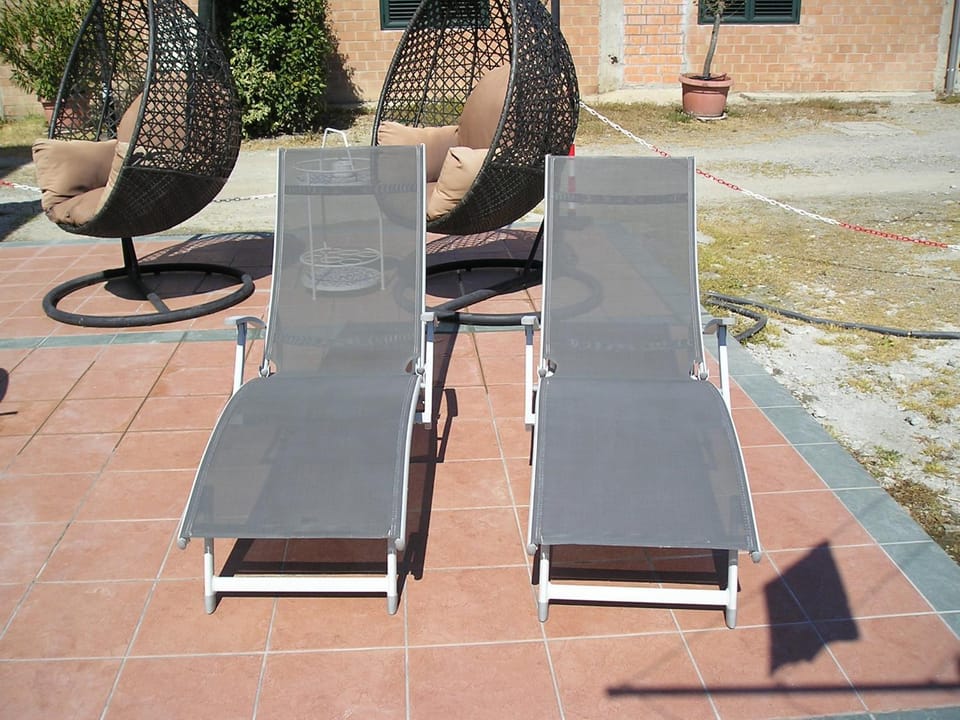 intero appartamento con giardino e colazione Dario Apartment in Parma