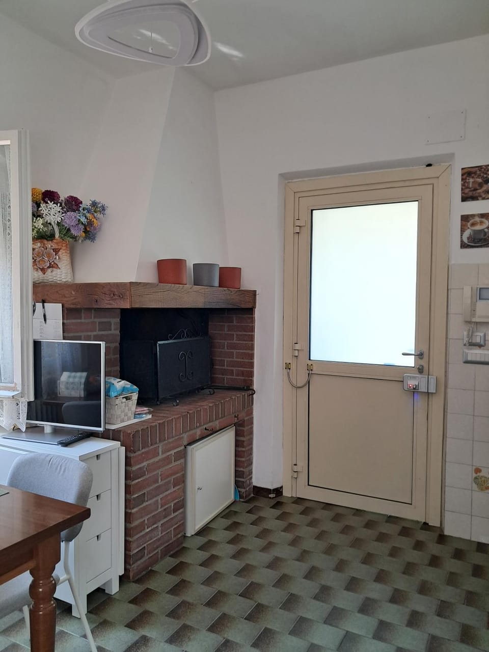 intero appartamento con giardino e colazione Dario Apartment in Parma