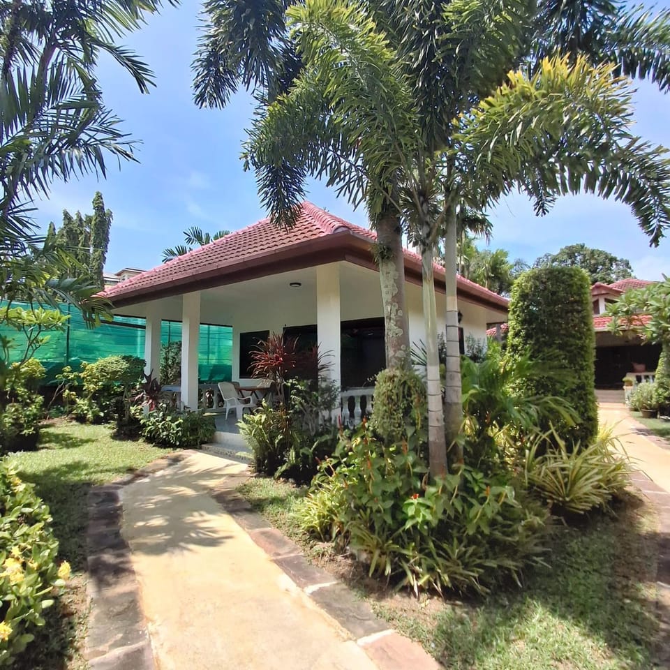 Property building, Garden, View (from property/room)