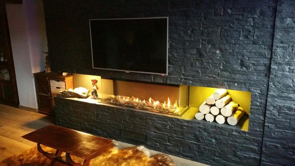 TV and multimedia, Living room