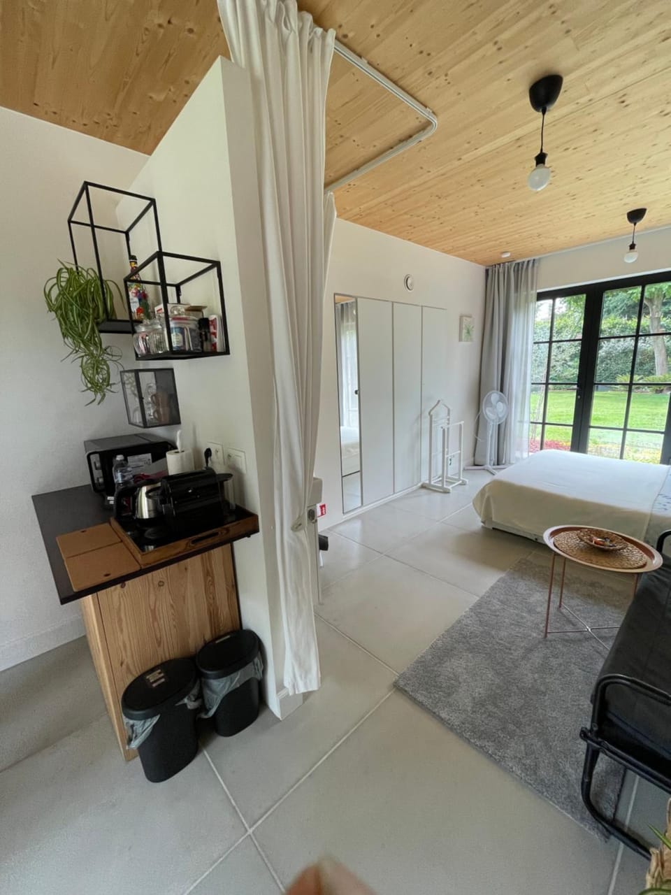 Coffee/tea facilities, Kitchen or kitchenette