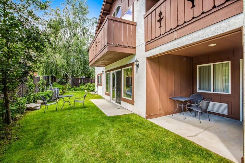 Aspen Suites 505 & 506: Downtown Duo Apartment in Leavenworth