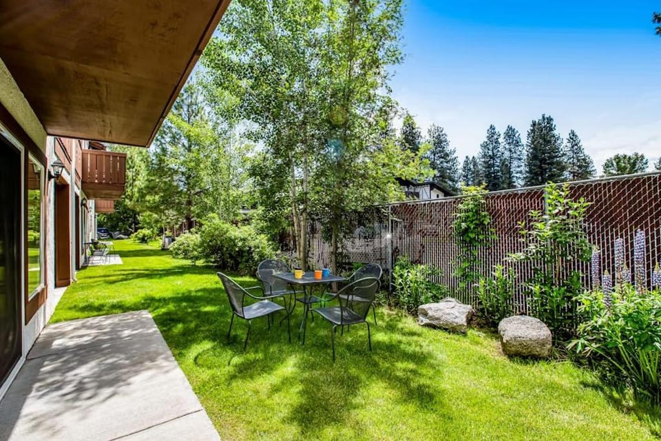 Aspen Suites 505 & 506: Downtown Duo Apartment in Leavenworth