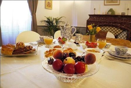 Continental breakfast
