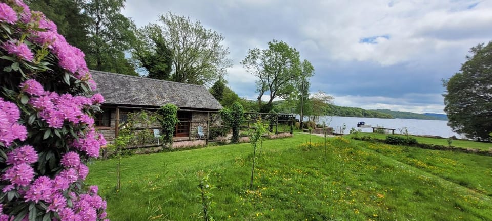 Loch Lomond shore Boat House House in Scotland