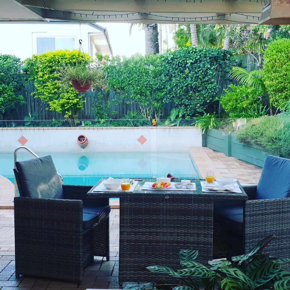 Pool view, Swimming pool, Breakfast, Internal: Not applicable to any particular room