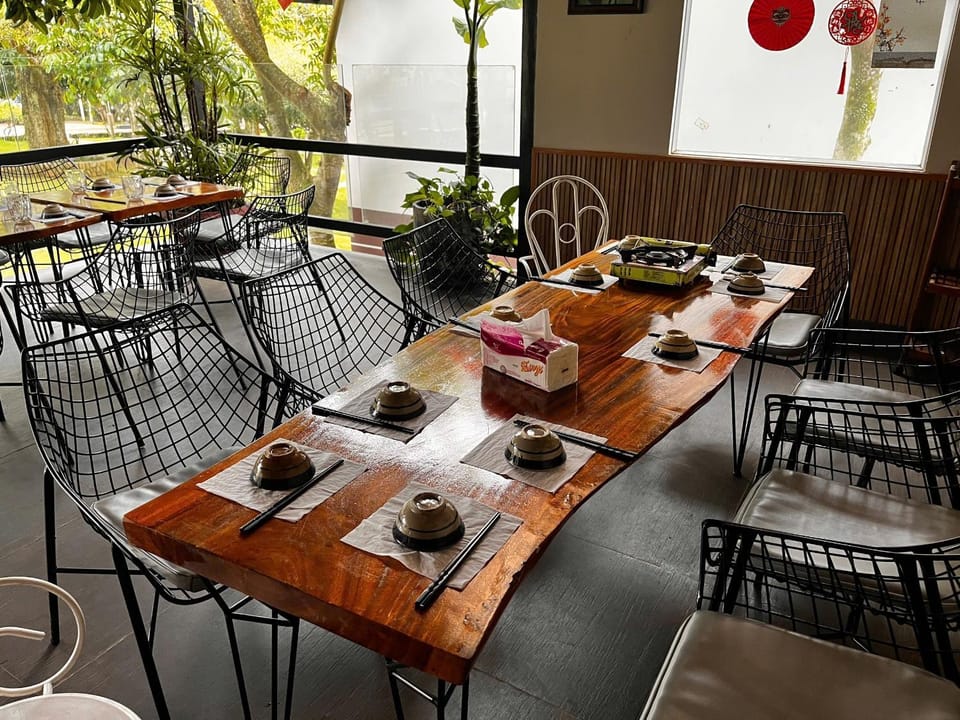 Dining area, Breakfast