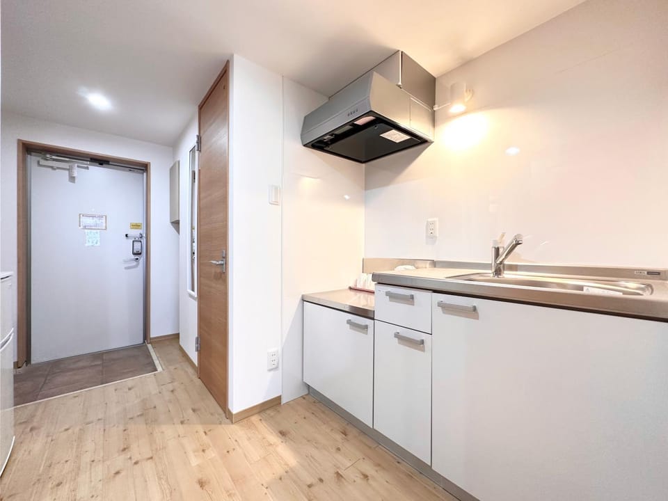 Bathroom, Coffee/tea facilities, Kitchen or kitchenette