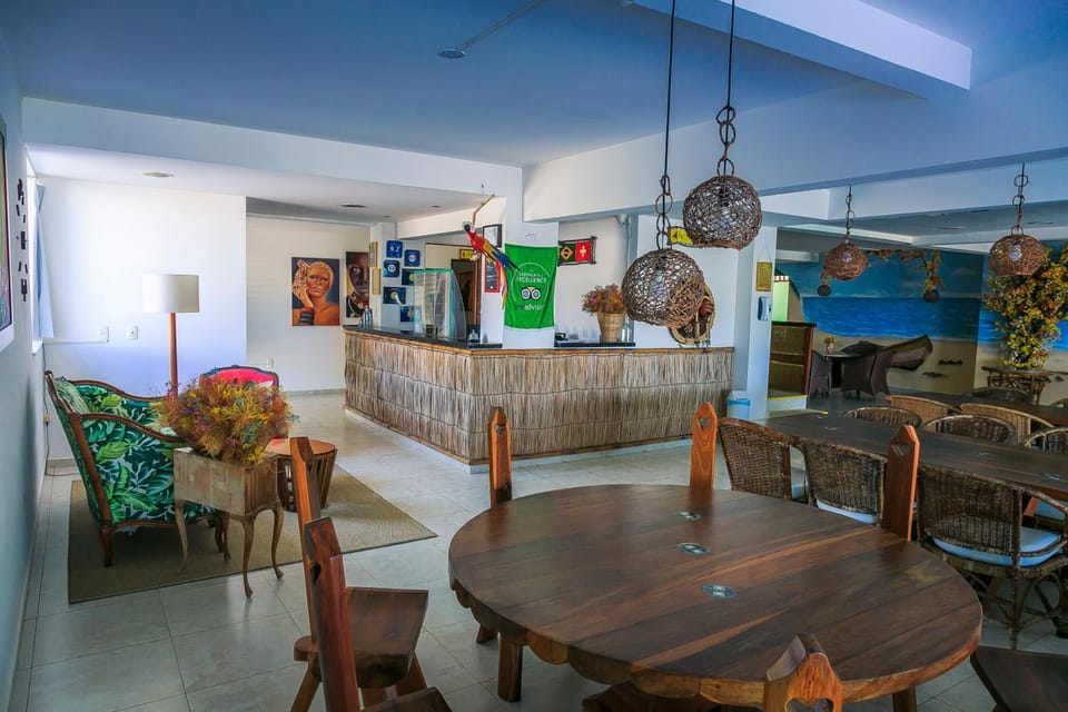 Property building, Restaurant/places to eat