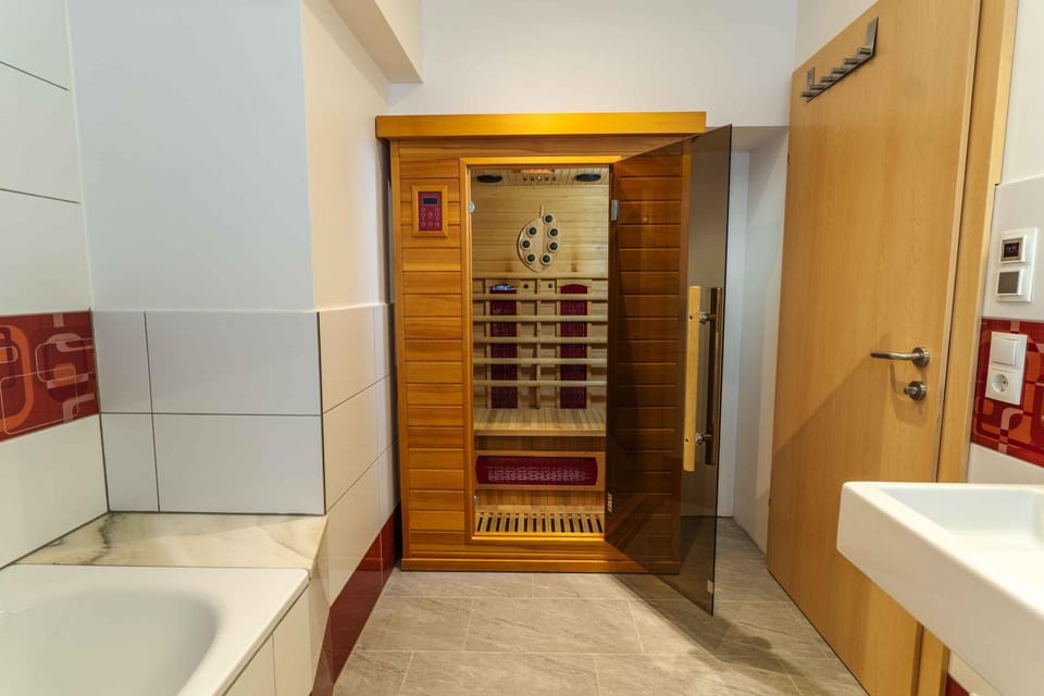 Sauna, Bathroom