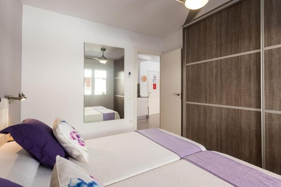 Piso en primera linea de playa del Postiguet Apartment in Alicante