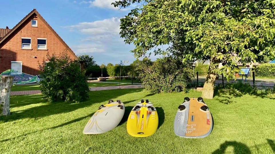 Property building, Windsurfing