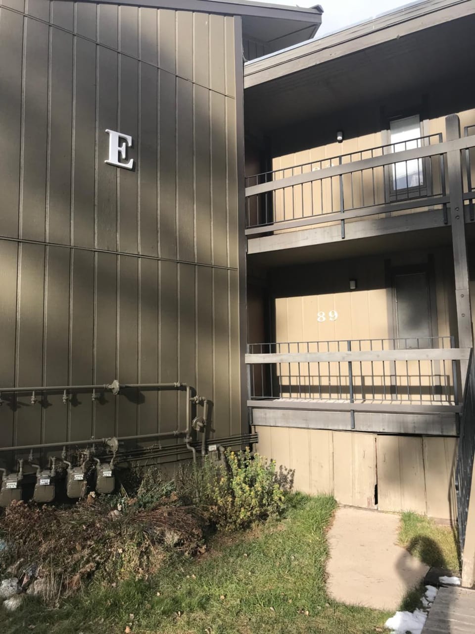 Facade/entrance
