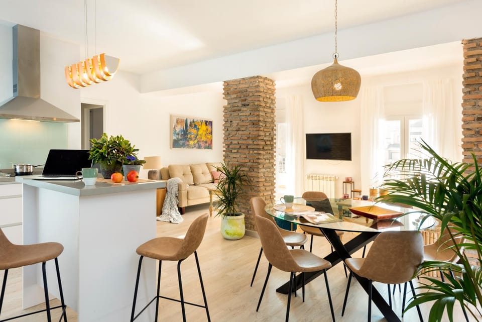 Living room, Seating area, Dining area