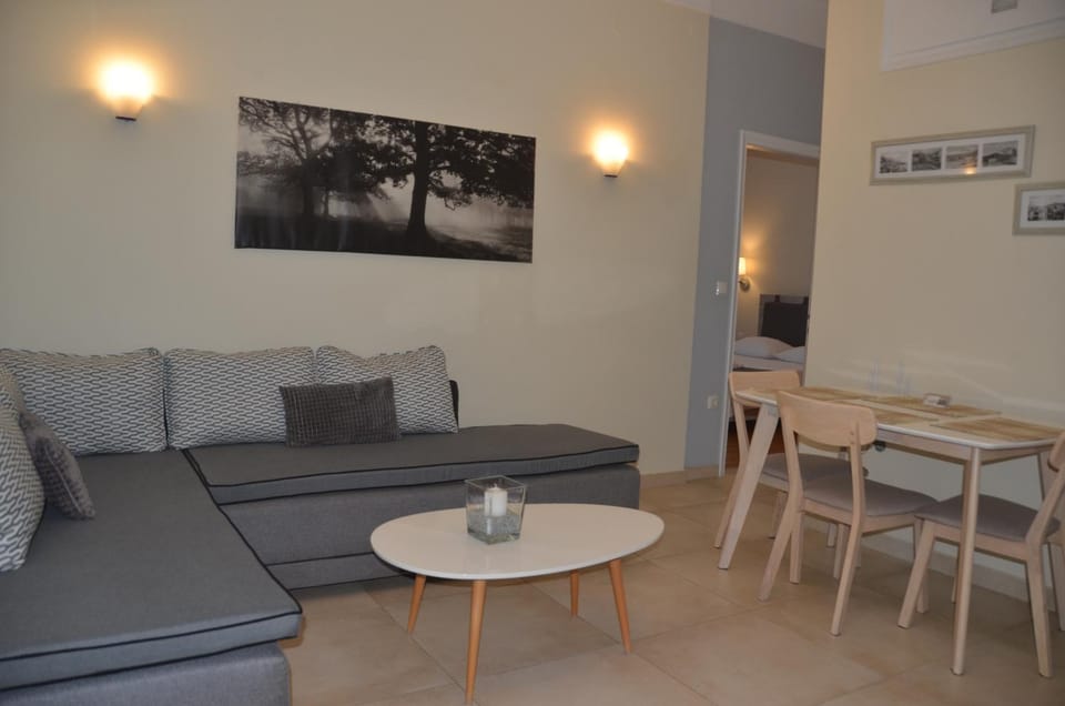 Ikia 24 Apartment in Kavala