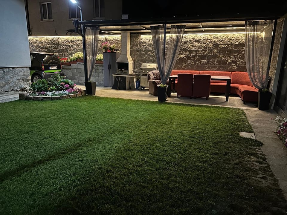 Patio, Night, BBQ facilities, Garden, Seating area, Garden view