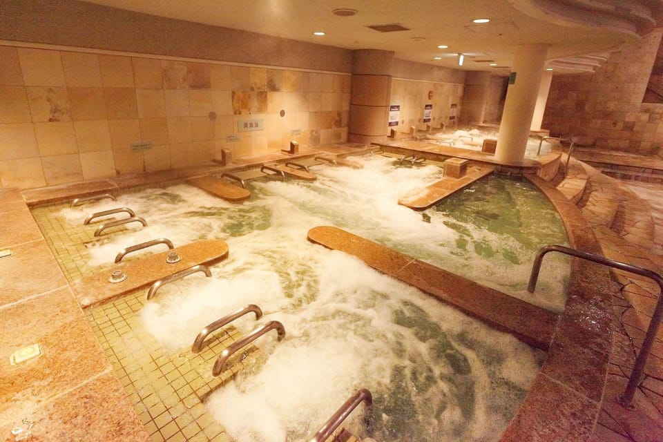 Hot Spring Bath, Bathroom