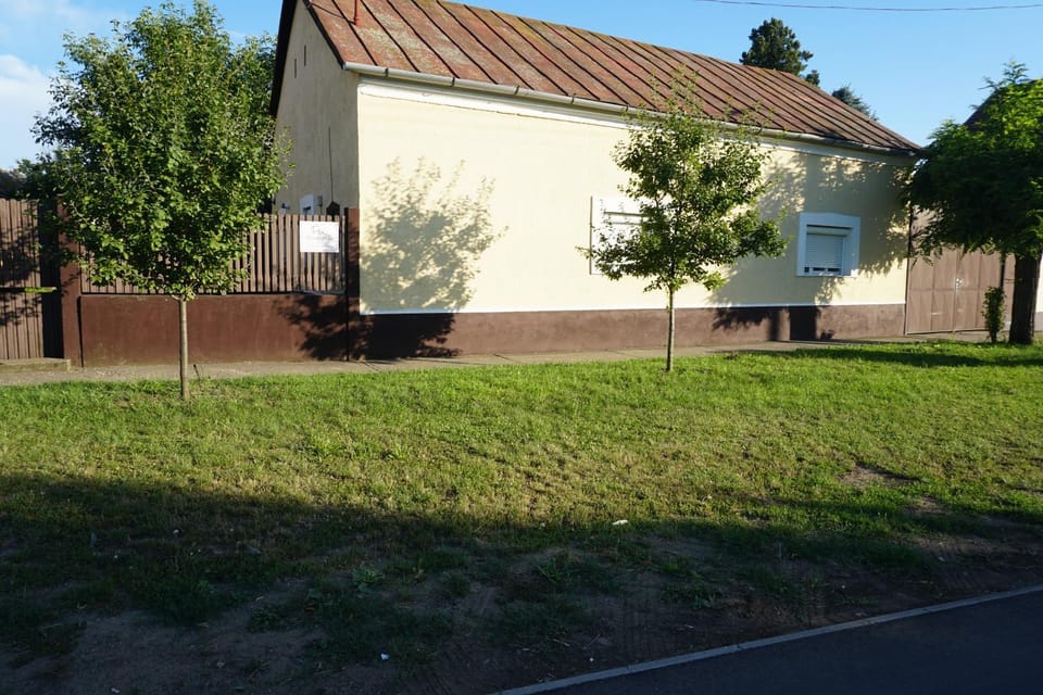 Property building, Garden, Street view