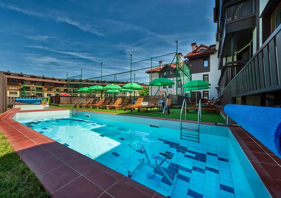 Summer, Spa and wellness centre/facilities, Beach, Pool view, Swimming pool, sunbed