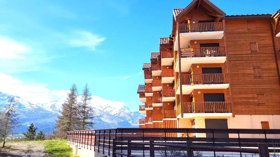 Appartement 3 pièces 6 personnes, Le Panoramique, La Joue du loup Apartment in Provence-Alpes-Côte d'Azur