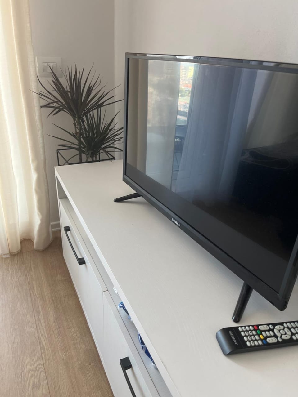 Communal lounge/ TV room, TV and multimedia