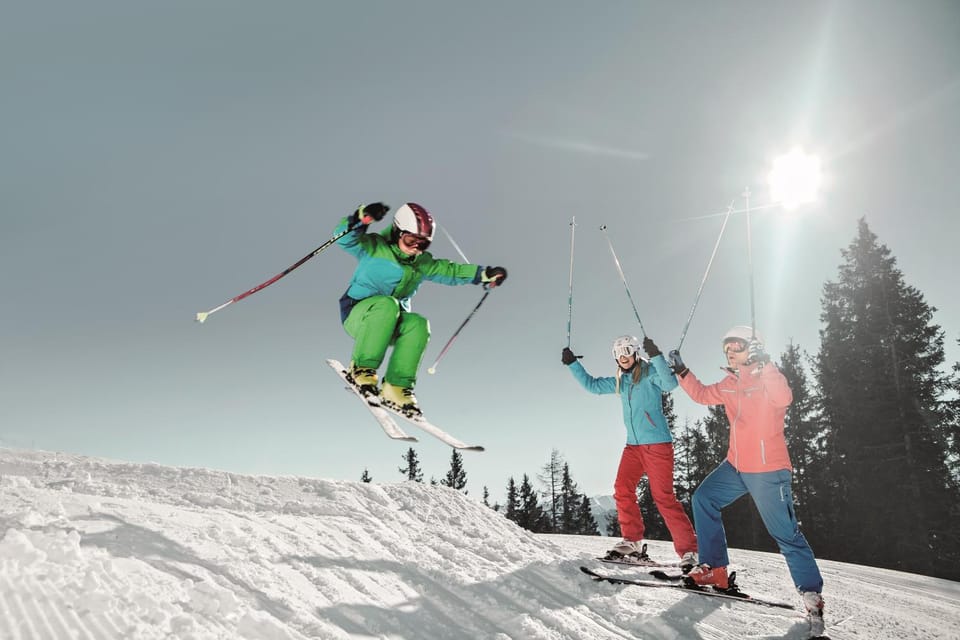 Skiing, Skiing