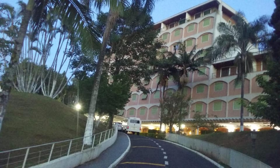 Flat no Cavalinho Branco (60M) Apartment hotel in Águas de Lindóia