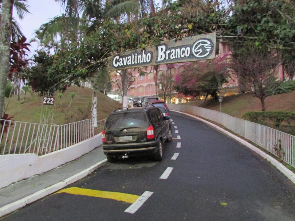 Flat no Cavalinho Branco (60M) Apartment hotel in Águas de Lindóia