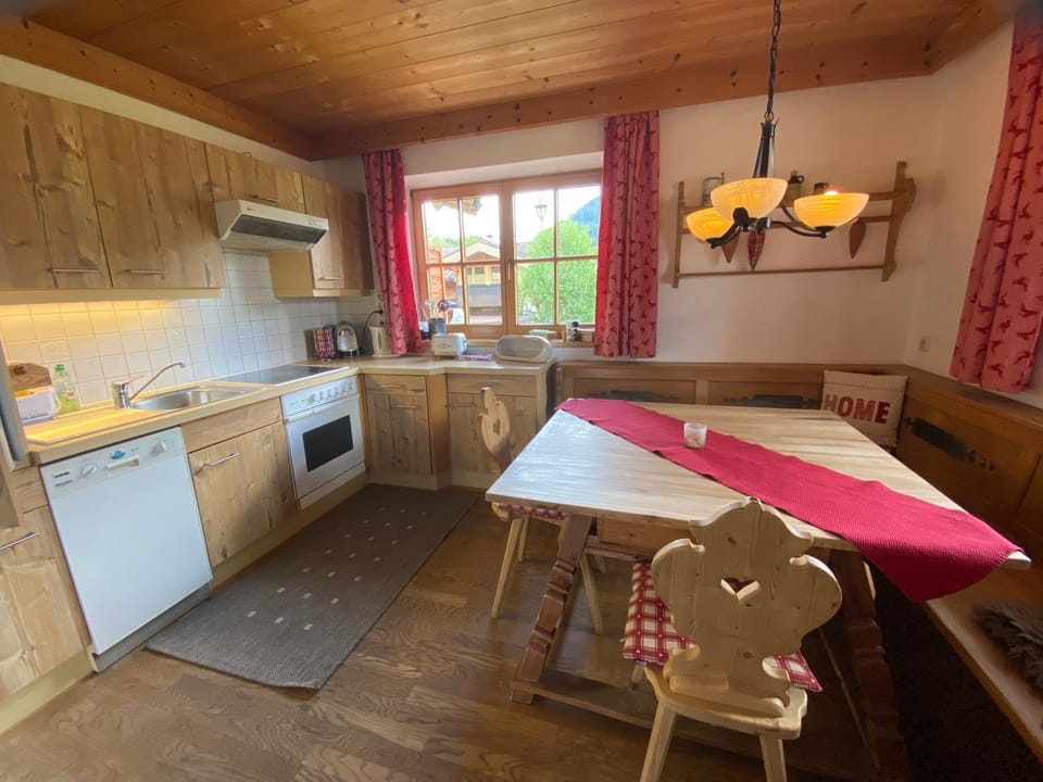 Kitchen or kitchenette, kitchen