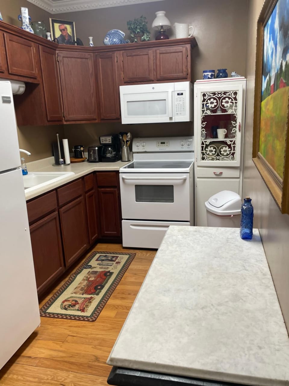 Kitchen or kitchenette, oven, stove, toaster