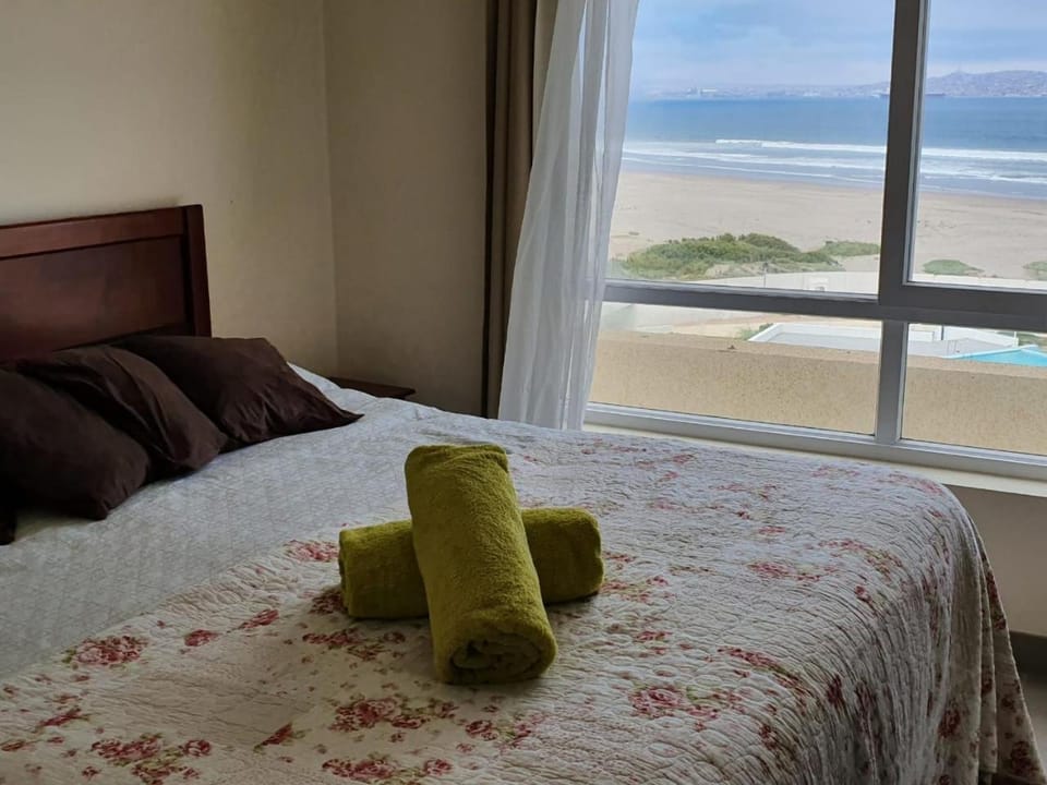 DEPARTAMENTO FRENTE AL MAR EN RESORT Laguna del Mar 7P Apartment in La Serena