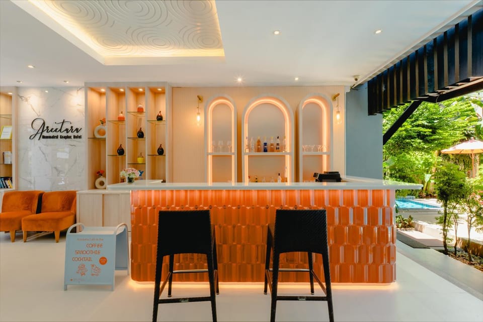 Lounge or bar
