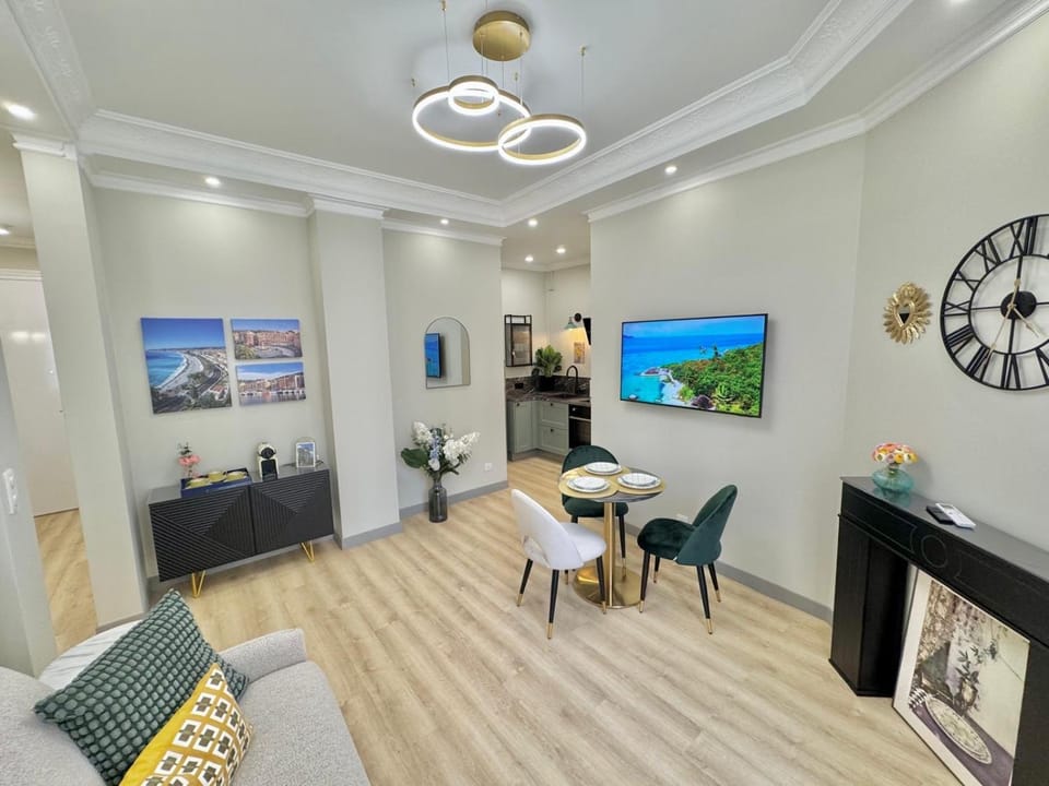 Amour-35 Apartment in Nice