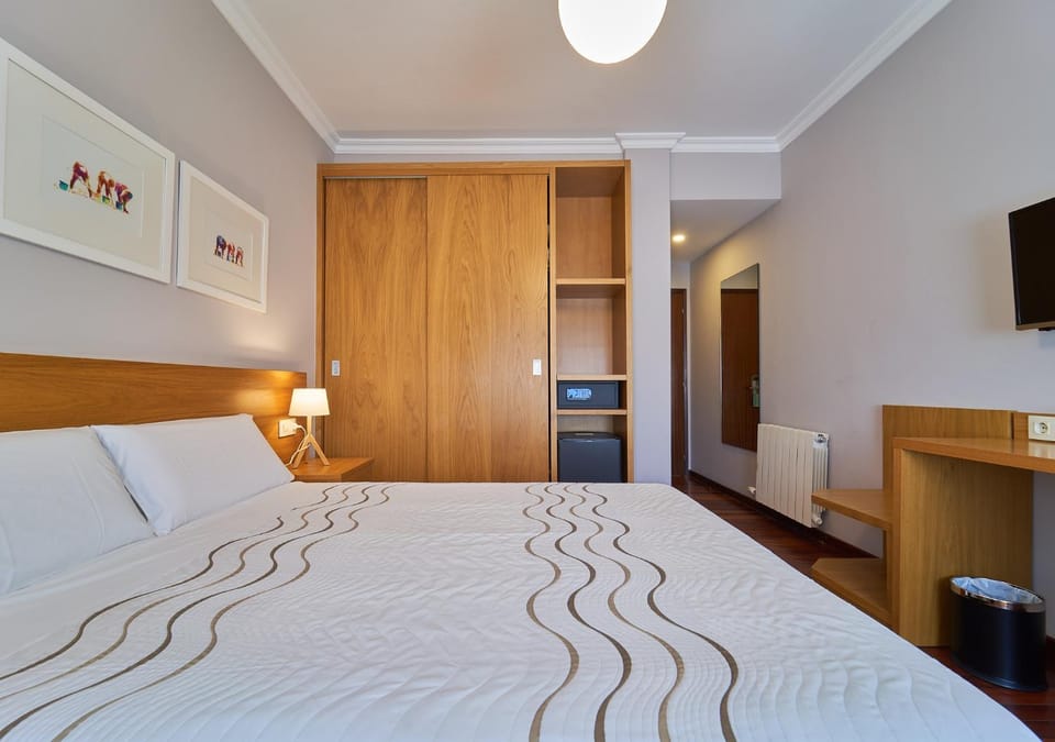 Decorative detail, Bedroom