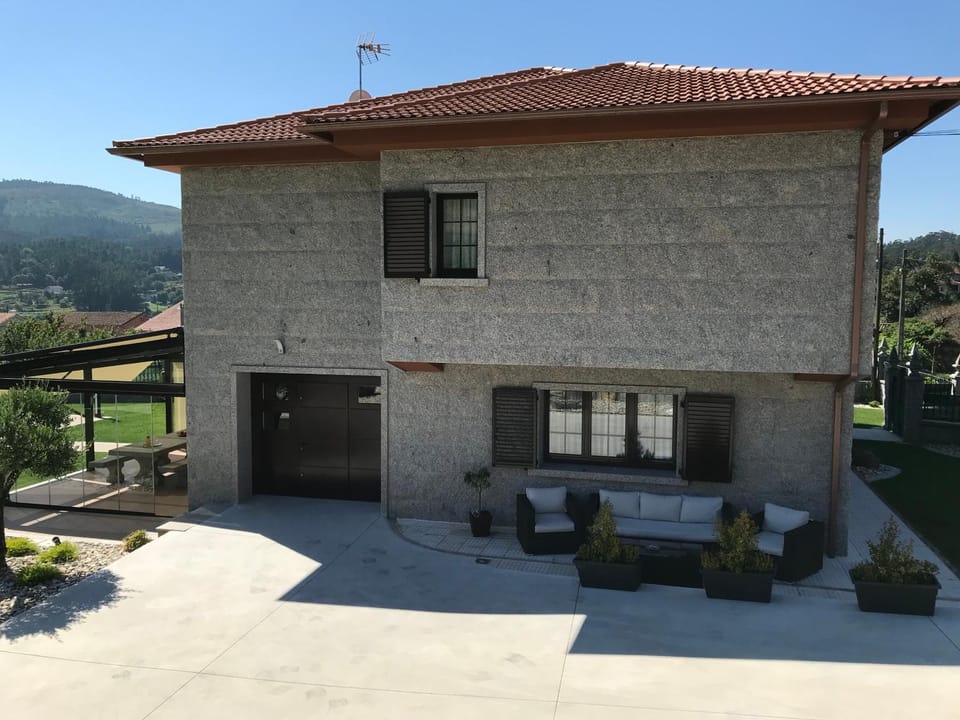 Villaverde House in Galicia