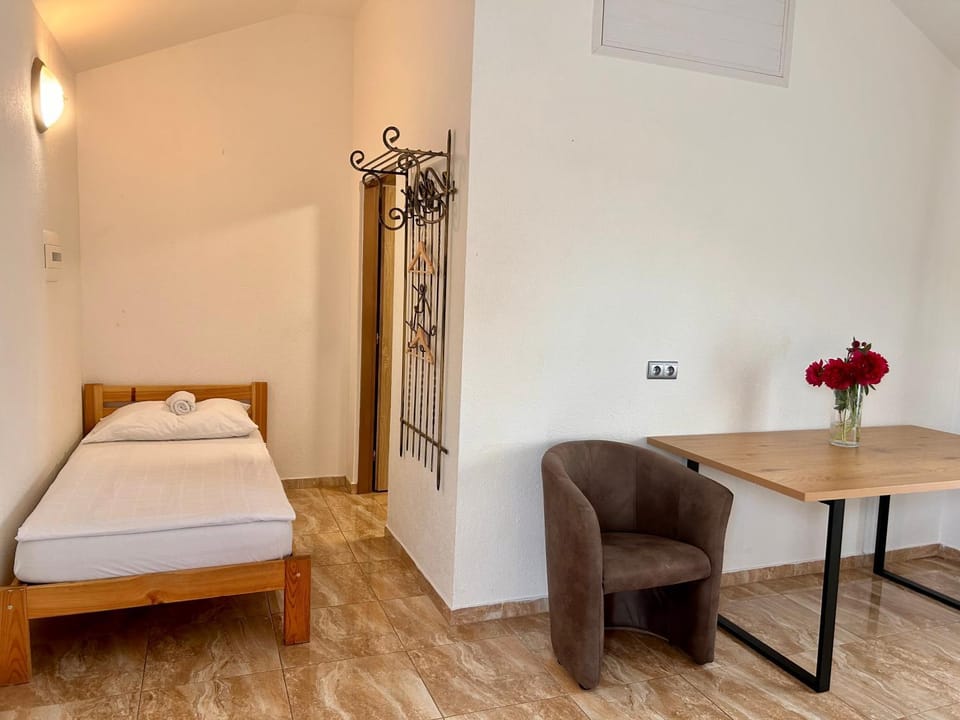 Luxor Bed and Breakfast in Czechia