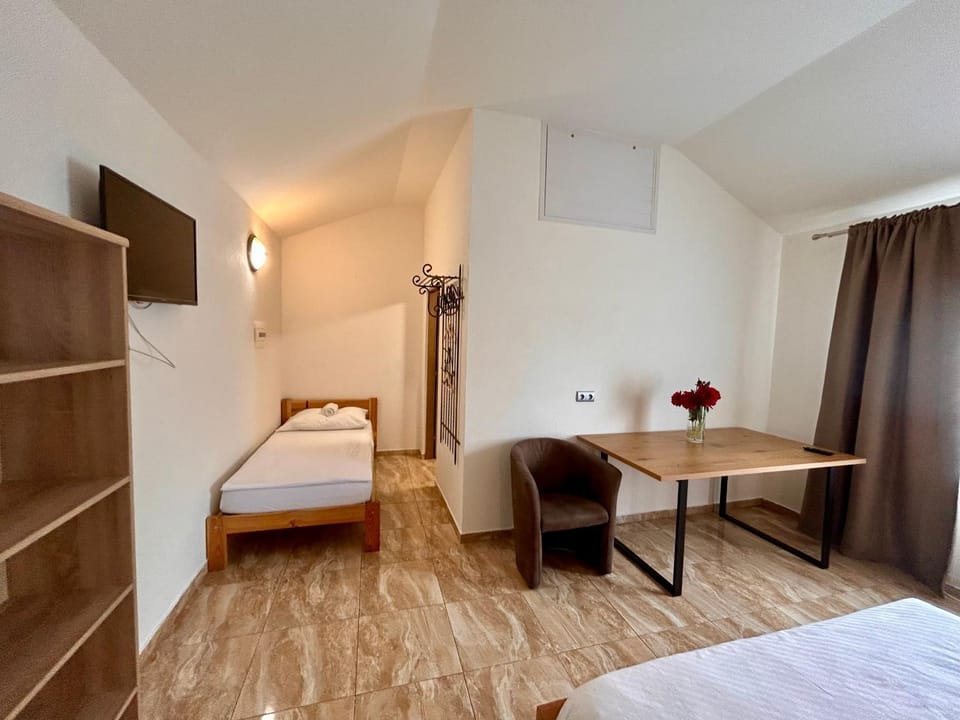 Luxor Bed and Breakfast in Czechia